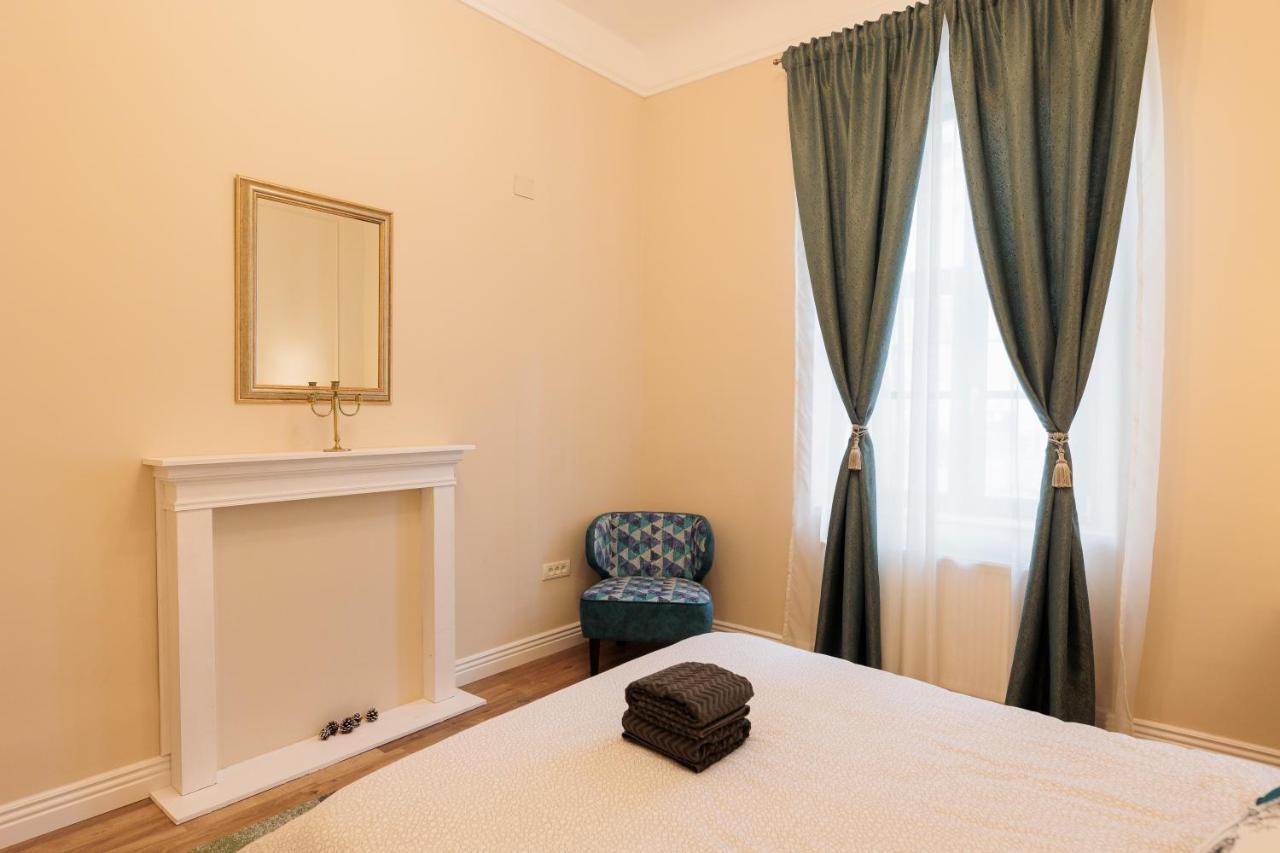 Cozy Apartment In The Historical City Center Timişoara Exterior foto